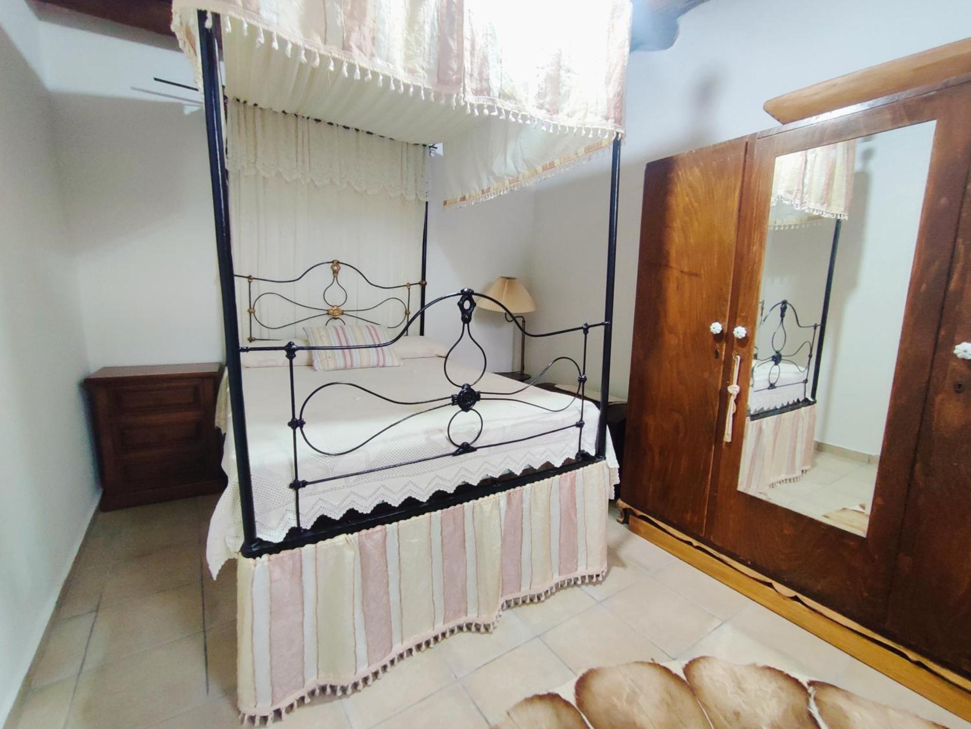 Hostal Faith'S Stone House Simou Exterior foto