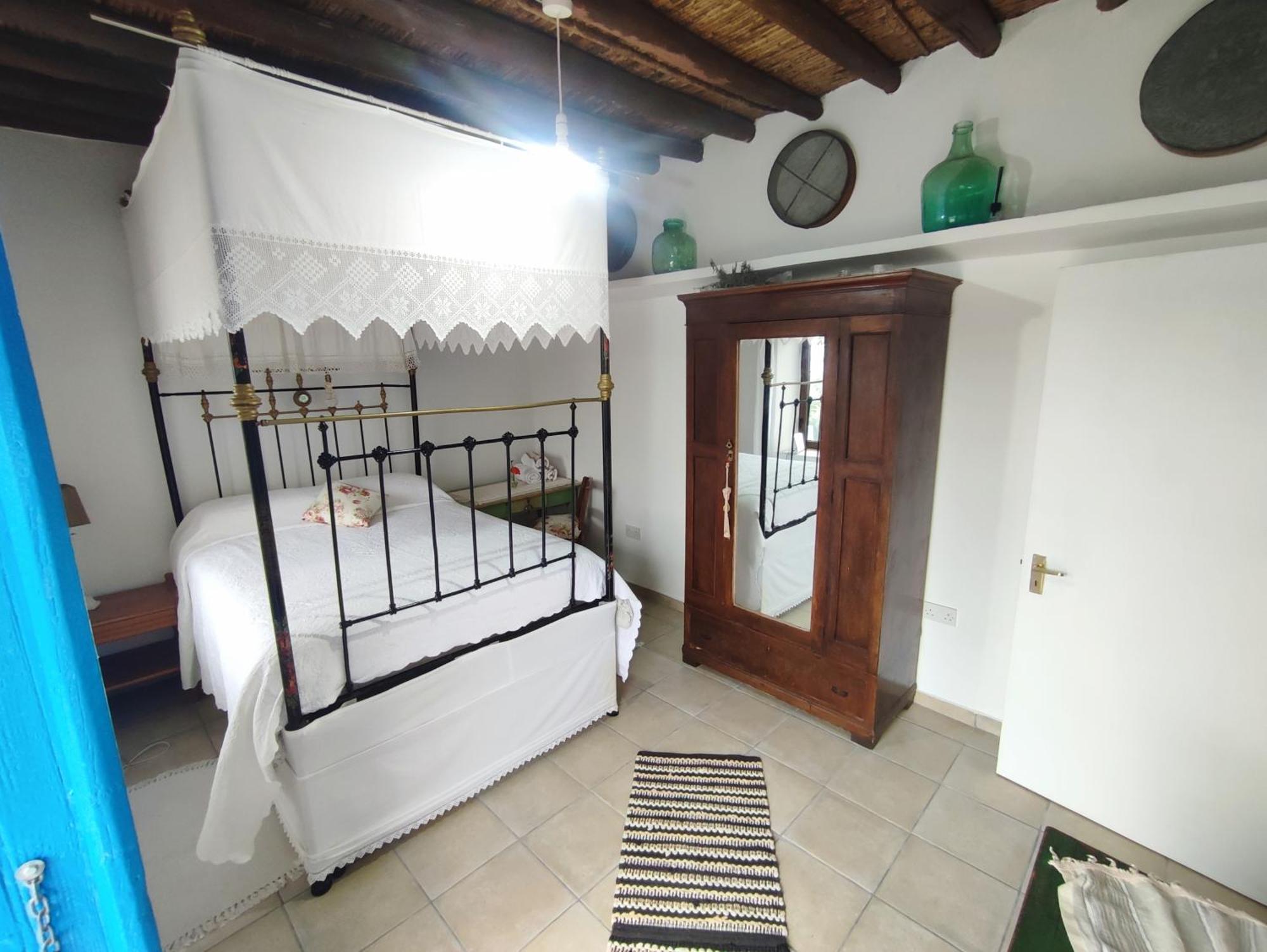 Hostal Faith'S Stone House Simou Exterior foto